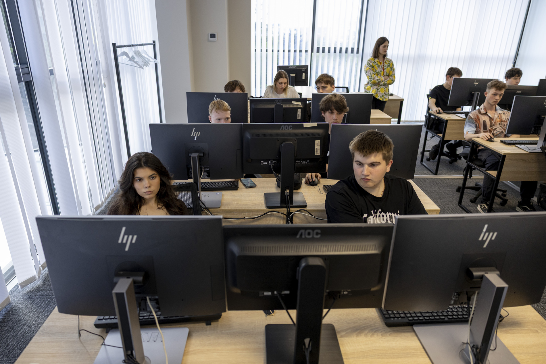 Elevi la calculatoare cu mentor IUCOSOFT